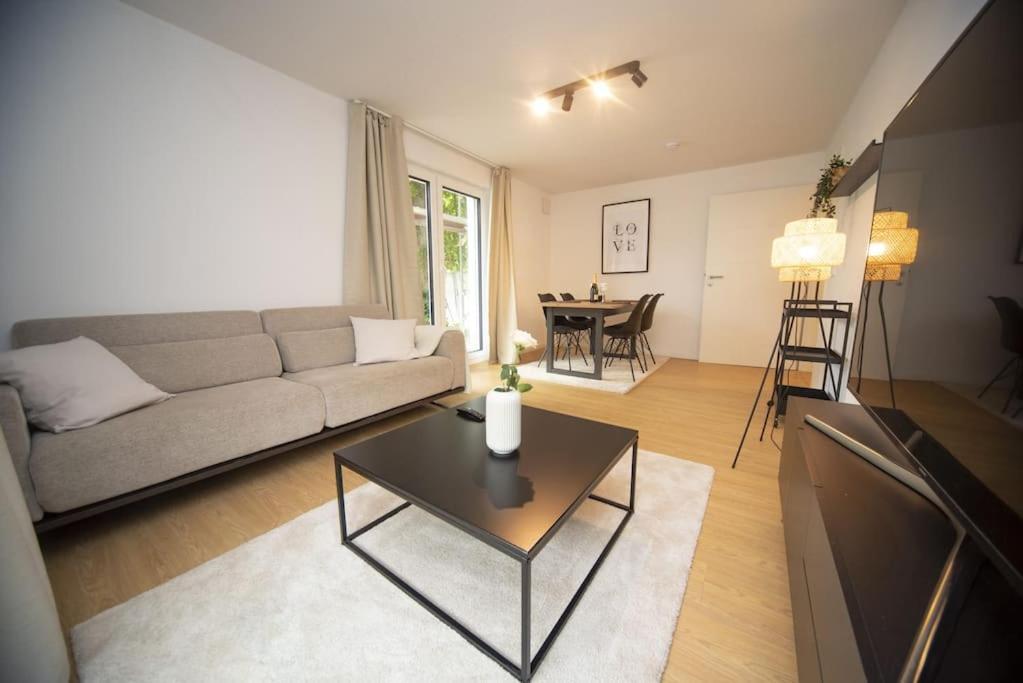 Central Apartment / Bbq Terrace / Big Netflixtv Байройт Екстериор снимка